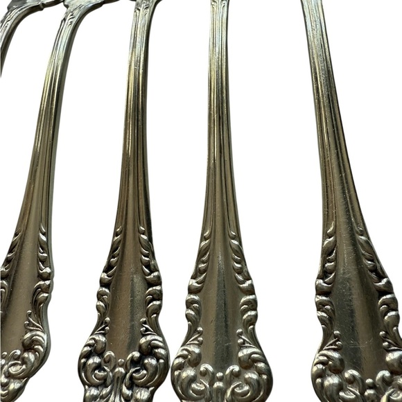Community Silver Triple Plus Avalon Lot of 7 Dinner Forks 7 inch Silverware - Picture 2 of 6